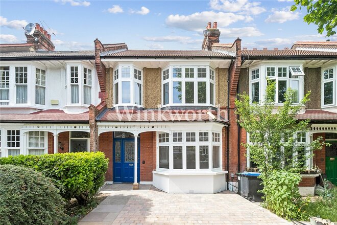 Oakfield Road, London, N14