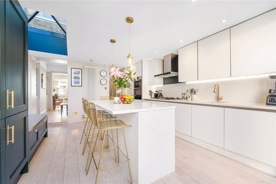 Kitchen/Dining