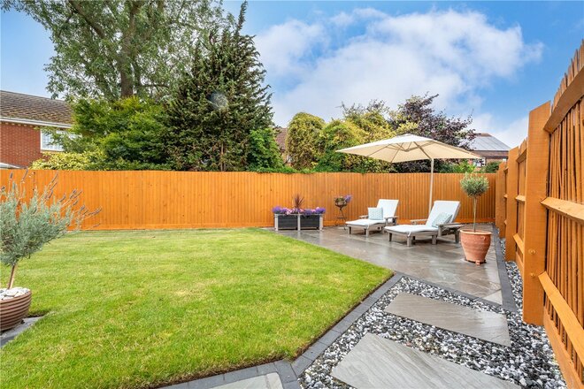 Chatsworth Close, Peterborough, PE6