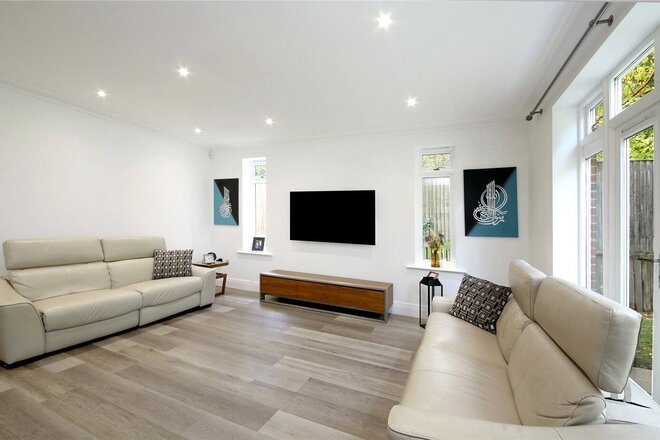 Park Grove, Beaconsfield, HP9