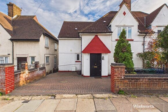 Sturgess Avenue, London, NW4