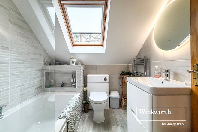 Woolsbridge Road, Ringwood, BH24