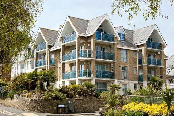 Alumhurst Road, Dorset, BH4