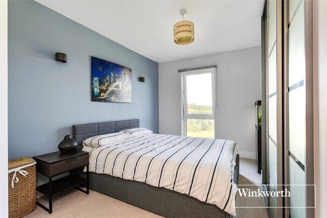 Snowberry Close, High Barnet, EN5