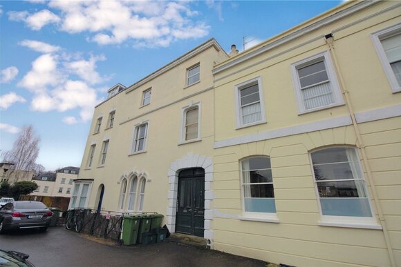 St. Georges Square, Gloucestershire, GL50