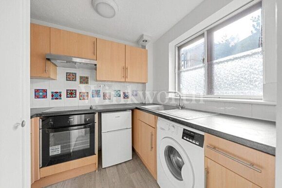 Woodvale Way, London, NW11
