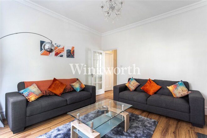 Falkland Road, London, N8