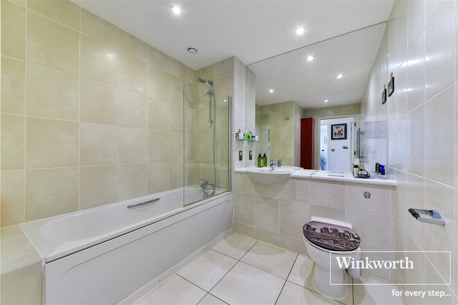 Bollo Lane, London, W4
