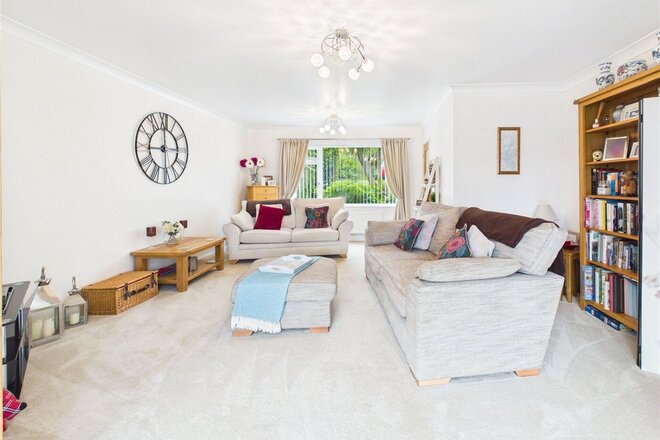 Armstrong Avenue, Devon, EX4