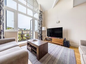 Dorey House, High Street, Middlesex, TW8