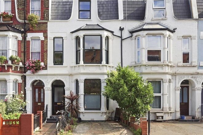 Albion Road, London, N16