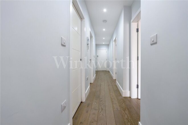 The Vale, London, NW11
