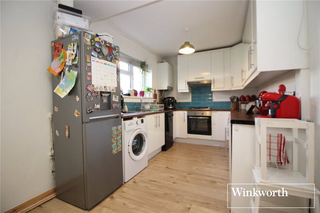 Knebworth Path, Hertfordshire, WD6