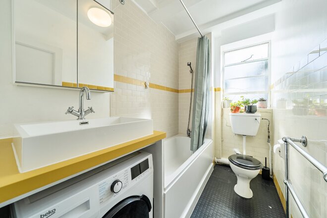 Taymount Rise, London, SE23