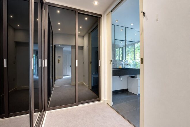 Heathway, Blackheath, SE3