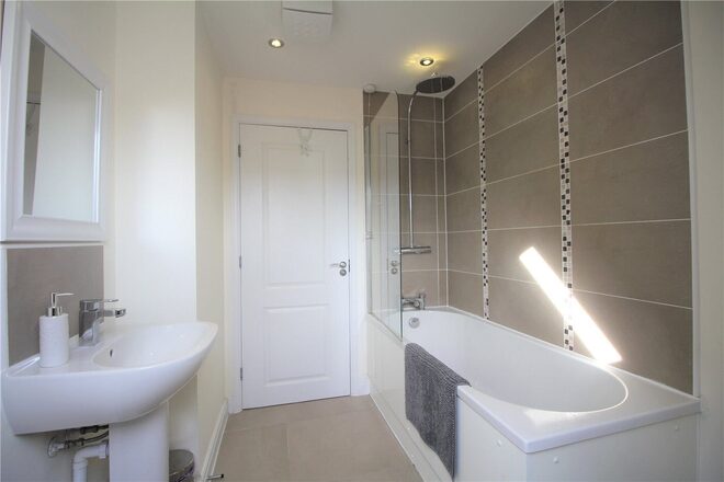 Newland Court, Gloucestershire, GL52