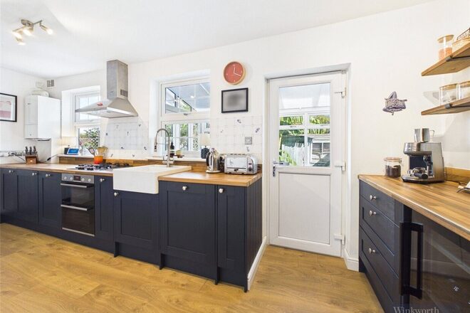 Ferguson Avenue, Surbiton, KT5