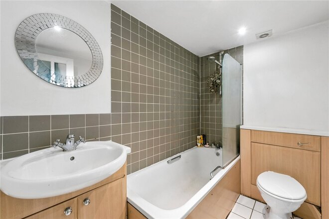 Gunton Road, London, E5