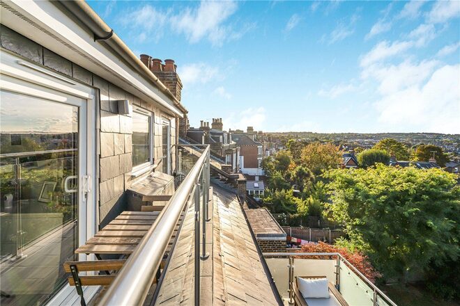 Ridge Road, London, N8