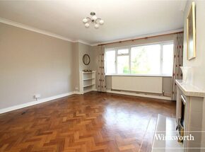 Allum Lane, Borehamwood, WD6