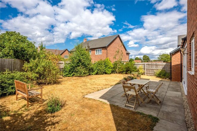 Riley Walk, Stratford-upon-Avon, CV37