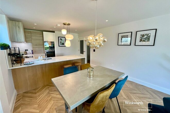 Wharncliffe Road, Christchurch, BH23