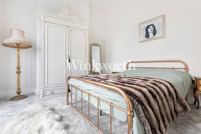 Willows Court, London, N4
