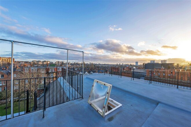 Maisemore Mansions, London, NW6