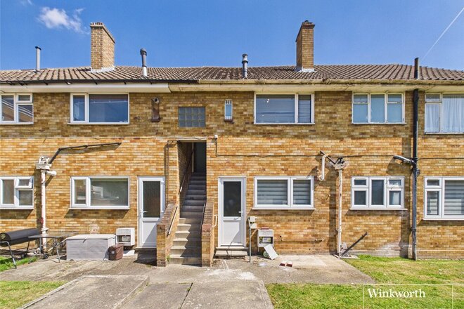 St. Peter's Court, London, NW4