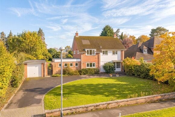Myton Crescent, Warwickshire, CV34