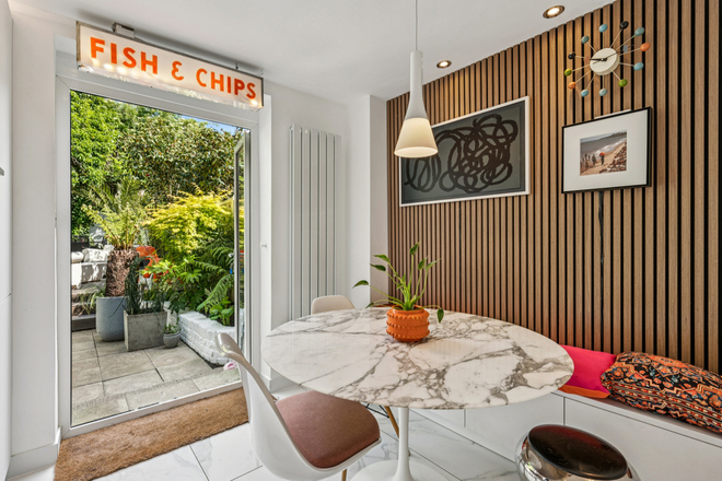Hunsdon Road, London, SE14