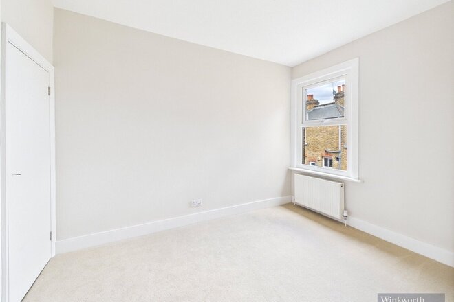 Villiers Road, Kingston upon Thames, KT1