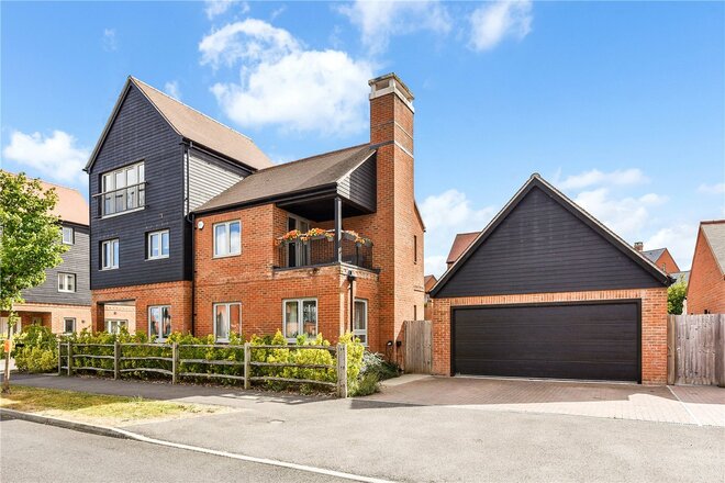 Bingham Road, Hampshire, SO22