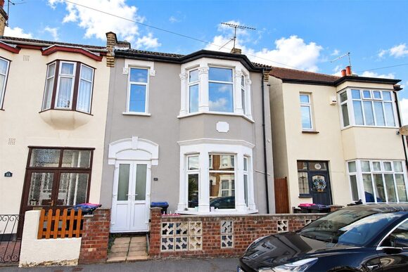 Southview Drive, Essex, SS0