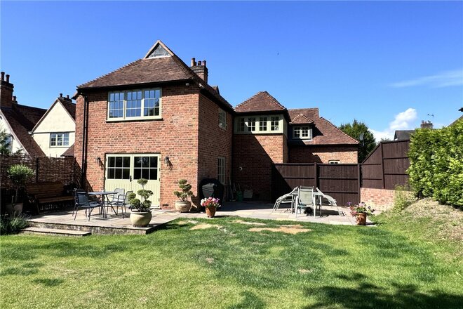 Denham Lane, Gerrards Cross, SL9