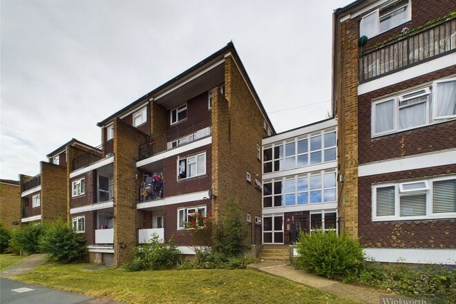 Oakwood, Surbiton, KT5