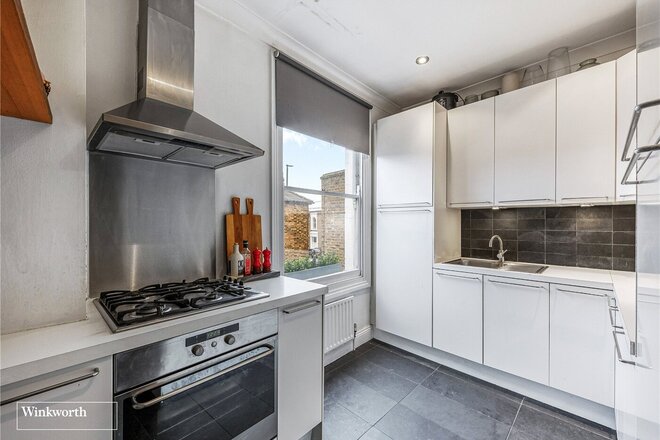 Clarence Road, London, W4