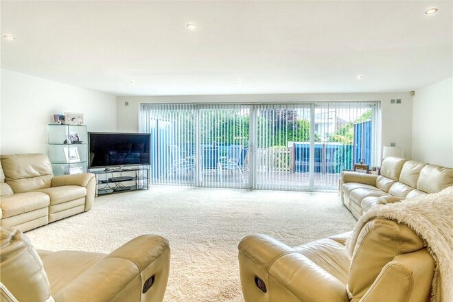 Dorset Lake Avenue, Poole, BH14