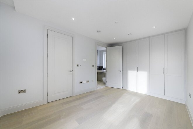 Renaissance Square Apartments, Chiswick, W4