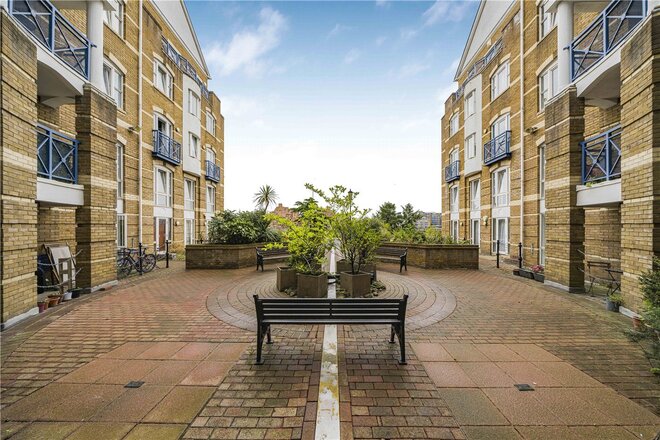 King & Queen Wharf, London, SE16