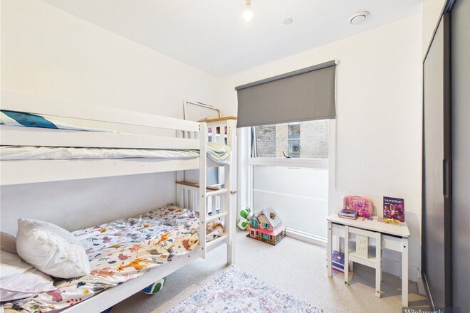Lyon Road, Harrow, HA1