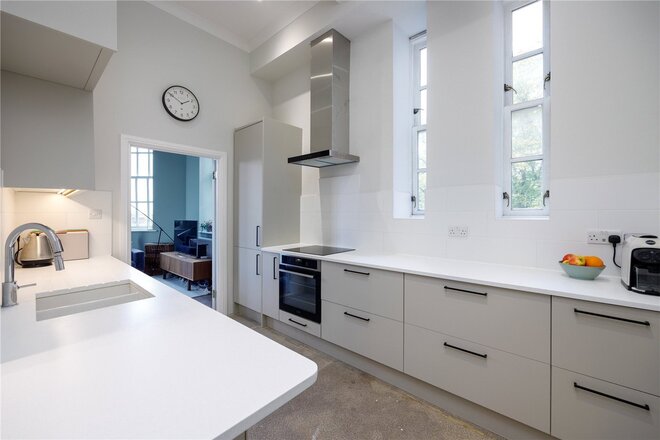 West Hill, London, SW15