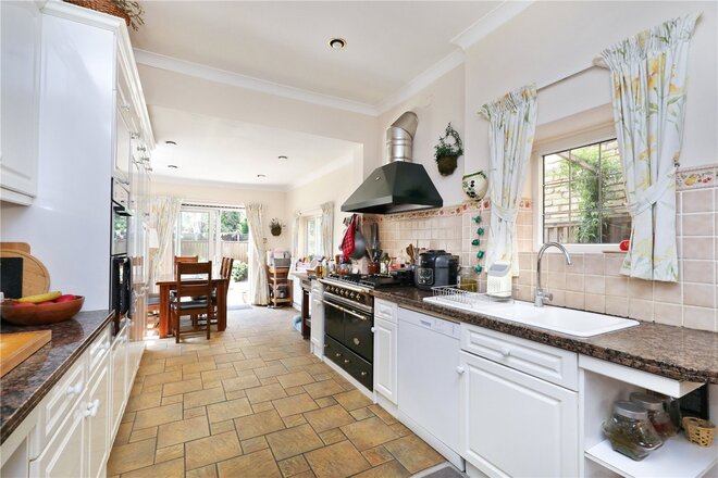 Tring Avenue, Ealing Common, W5
