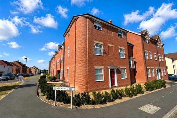 Sandown Drive, Lincolnshire, PE10