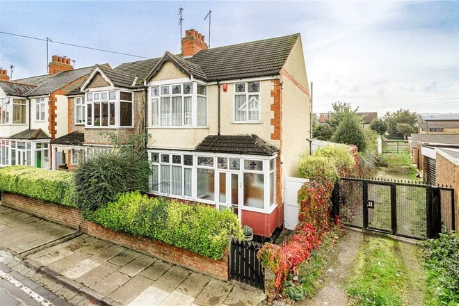 Elmhurst Avenue, Northampton, NN3