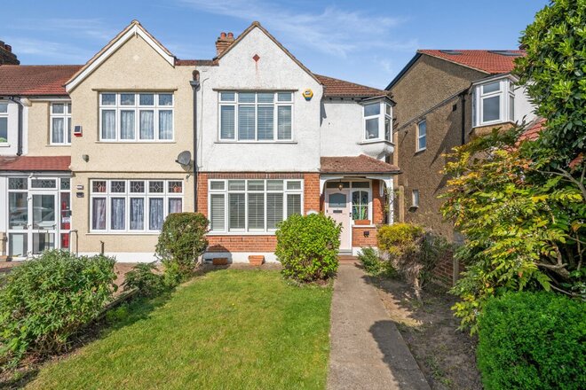 Cherry Tree Walk, Beckenham, BR3