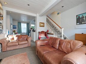 Thorpebank Road, London, W12