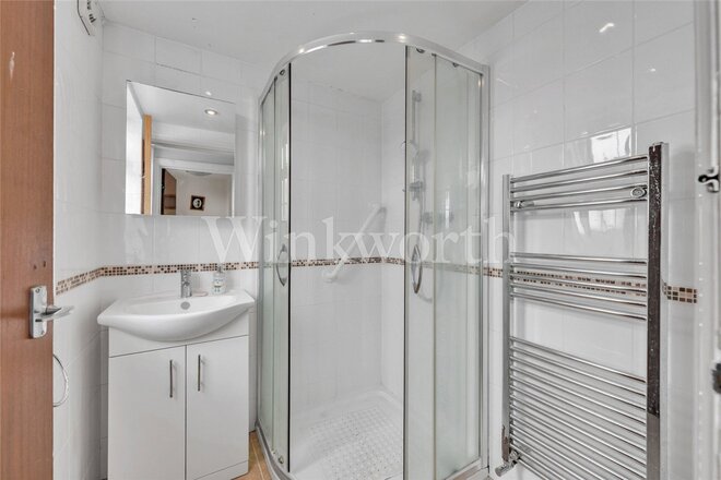 Sanderstead Avenue, London, NW2