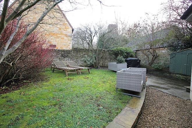 Stanway Road, Broadway, WR12