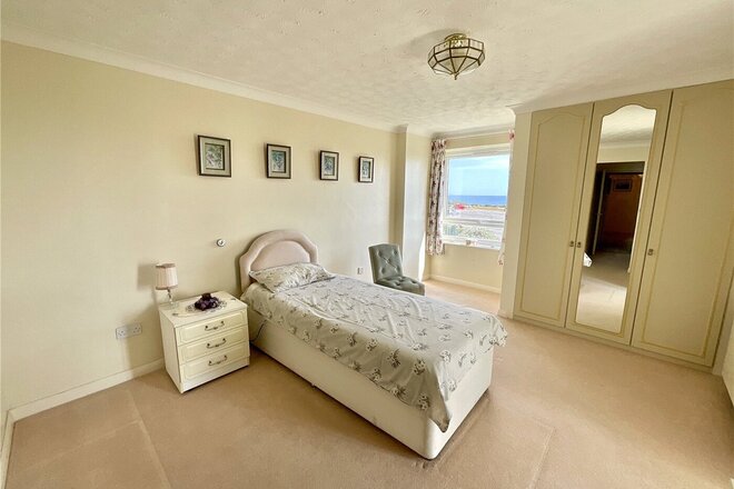 Wharncliffe Road, Dorset, BH23